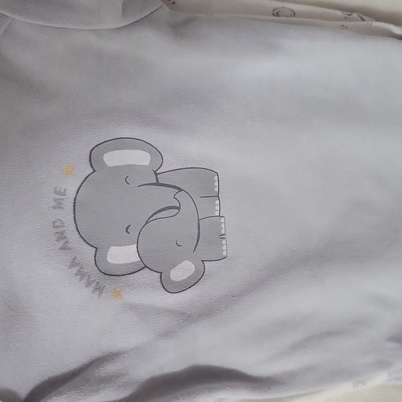 Adorable Light Gray Elephant 3 Bodysuit Set - Picture 2 of 5